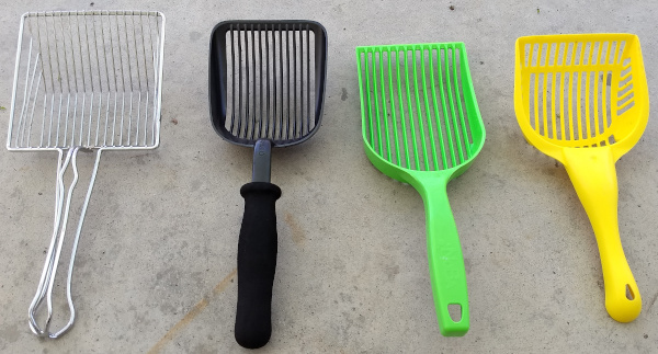 Picture of cat litter scoops including K-Kat Scoop, iPrimio Scoop, Litter Lifter Scoop, NOBA Premium Cat Litter Scoop