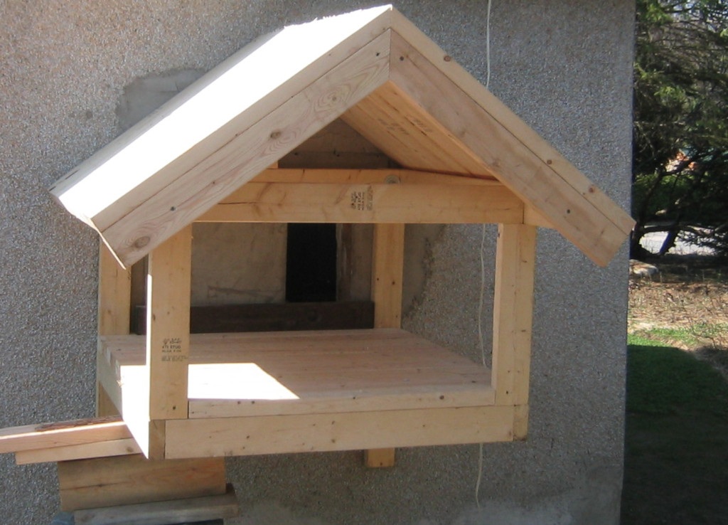 installing homemade cat pen